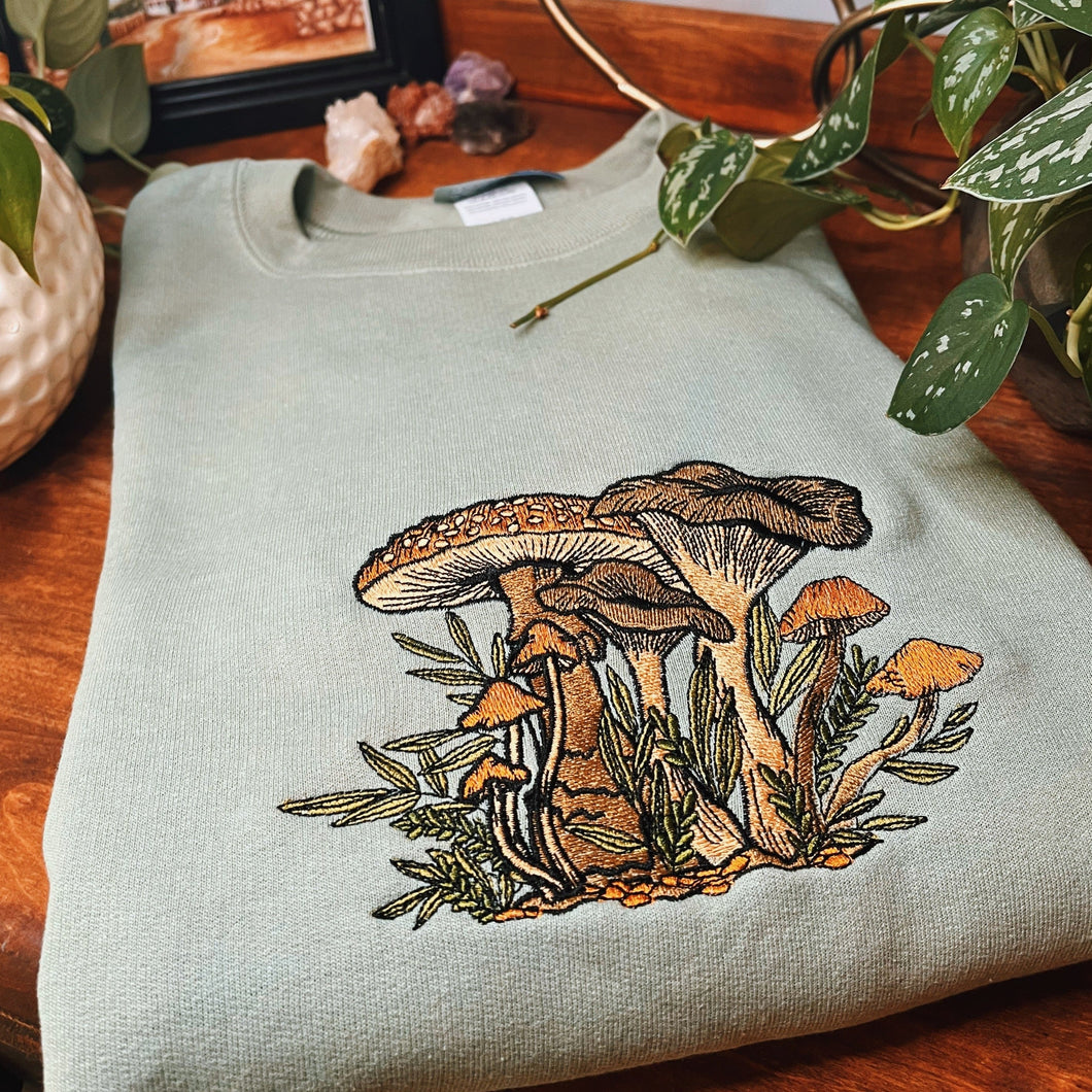 Sage Fungi Foliage Crewneck